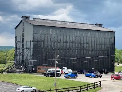 James B Beam Distilling Co. bourbon distillery tour photo 5